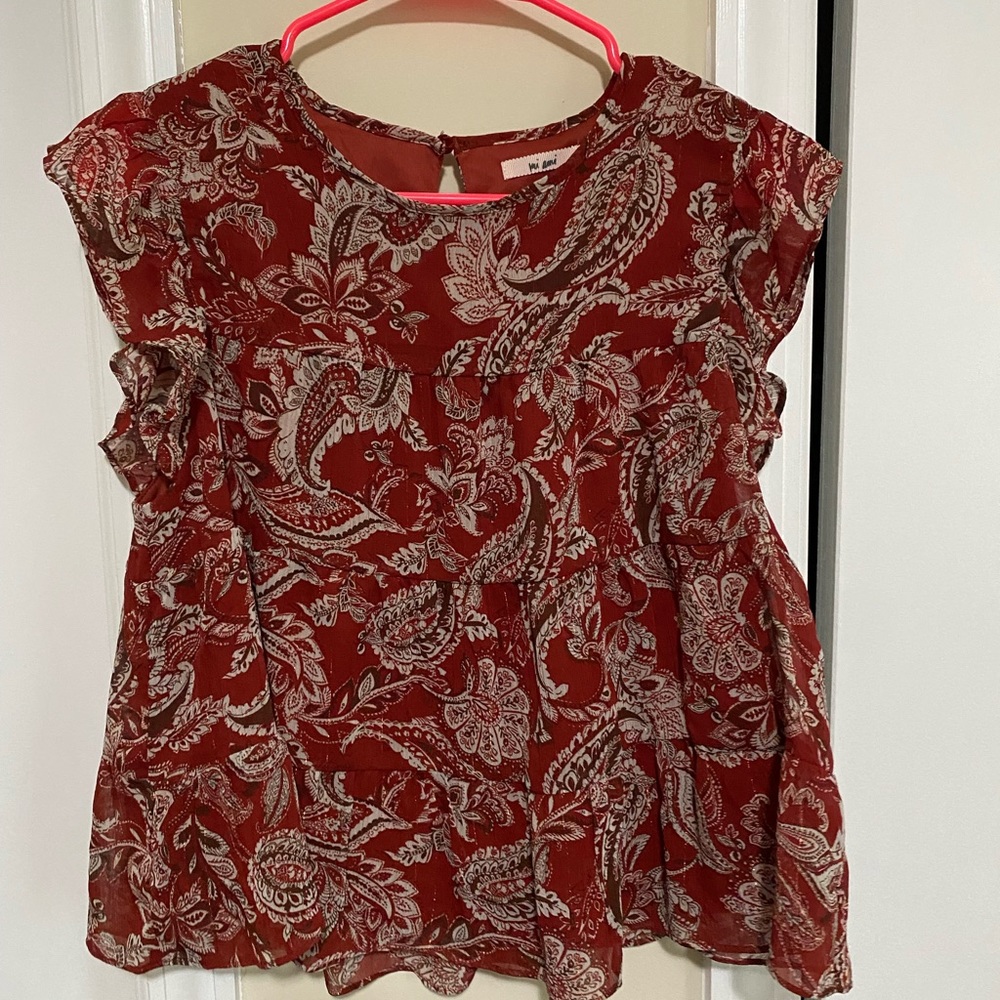 From Francesca store cute blouse